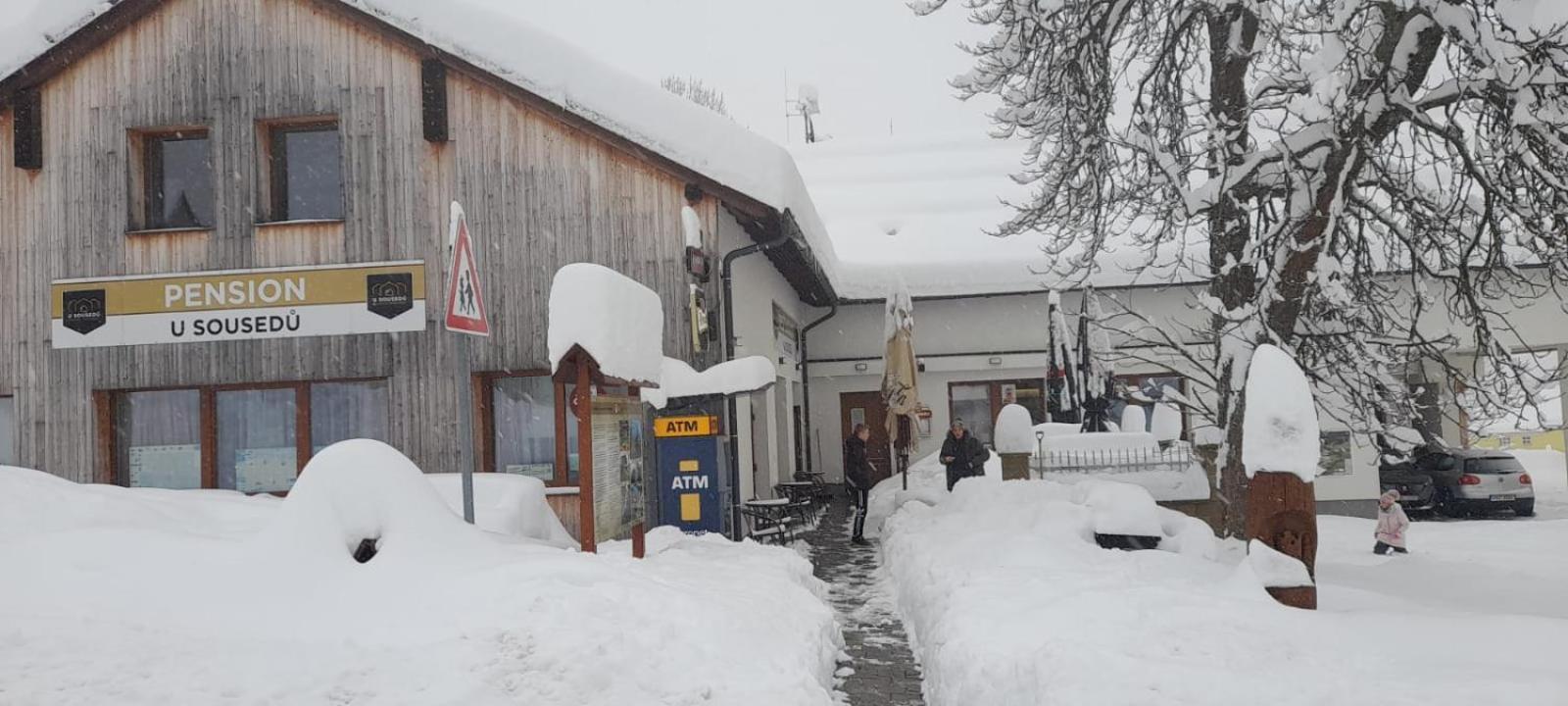 Pension A Restaurace U Sousedu Strazny Exterior foto